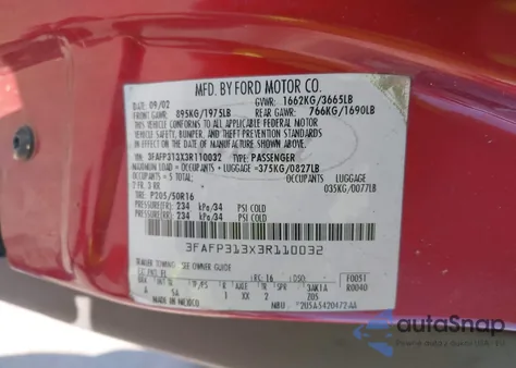 2003 Ford Focus Zx3 из США, поврежденный, VIN 3FAFP313X3R110032